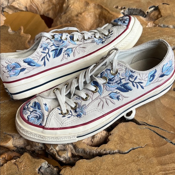 Converse Chuck 70 Low All Star Parkway Floral Sneaker Leather + Embroidered SZ 7 - Picture 1 of 16